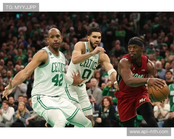 凯尔特人大战76人历史第587次交锋杯赛首次正面较量再掀巅峰对决 凯尔特人大战76人历史第587次交锋杯赛首次正面较量再掀巅峰对决