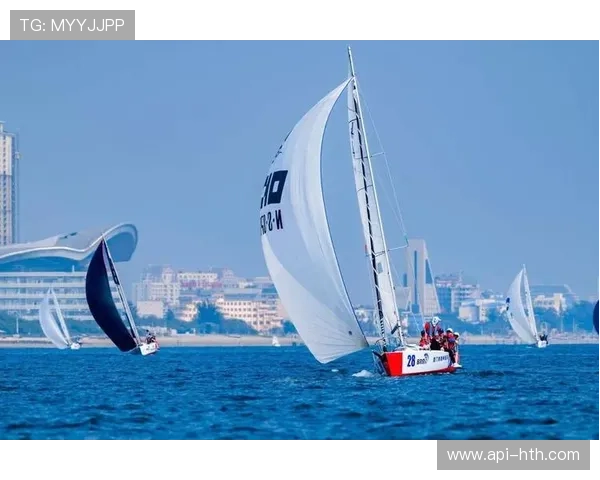 世界帆船锦标赛奥克兰举行,新西兰澳大利亚激烈角逐 世界帆船锦标赛奥克兰举行,新西兰澳大利亚激烈角逐